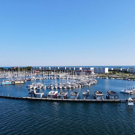 Hausboot Fehmarn Ξενοδοχείο Εξωτερικό φωτογραφία